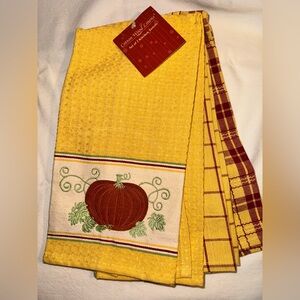 Cotton Wood Lines Yellow with Pumpkin Kitchen Towel Set